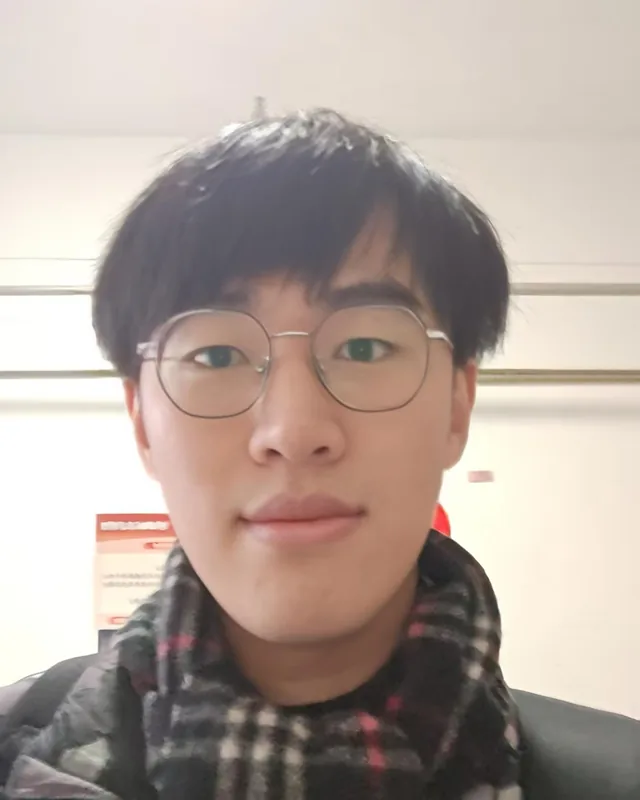 Portrait of Ryan Wong